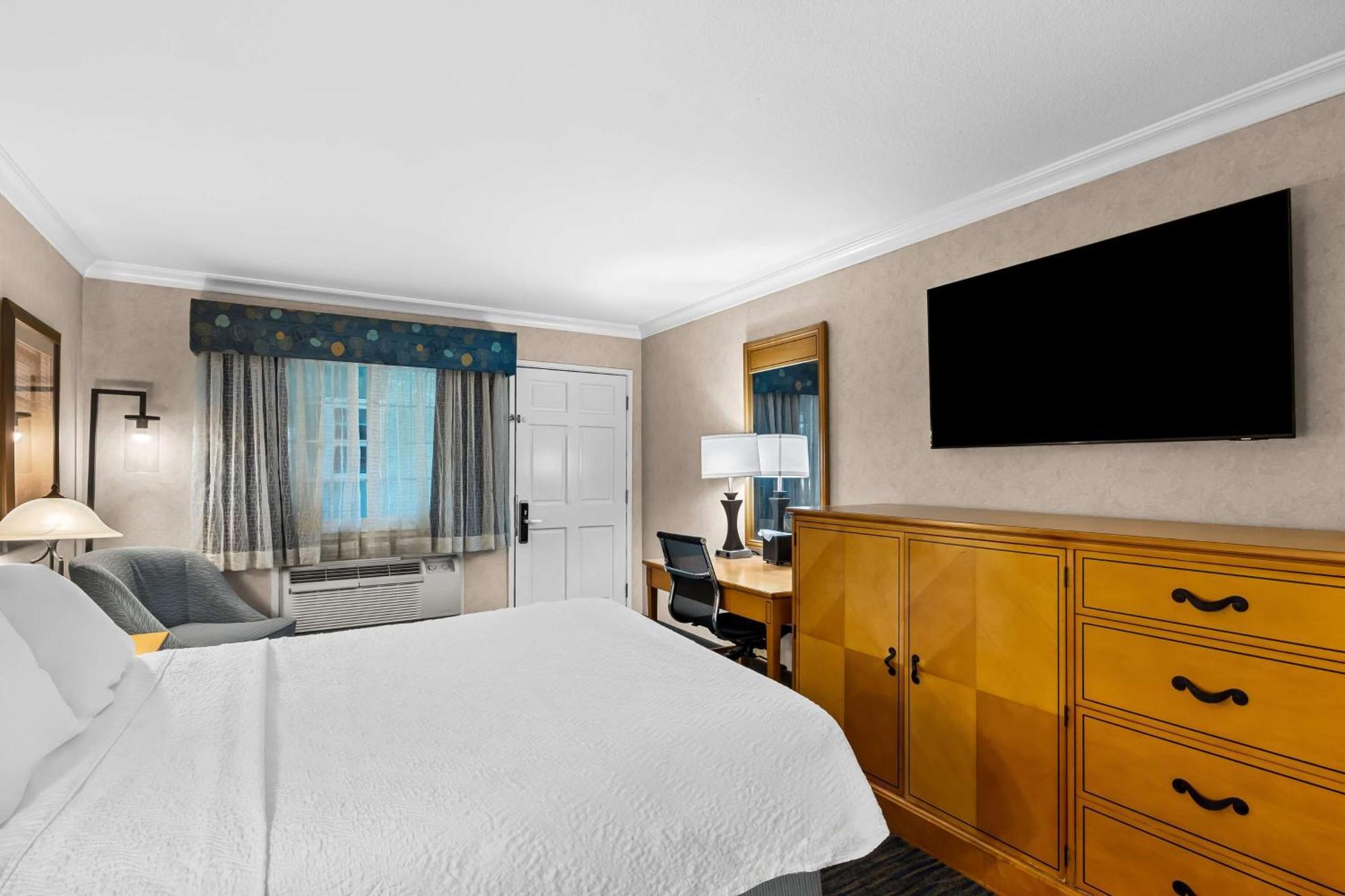 Best Western University Lodge Davis Extérieur photo