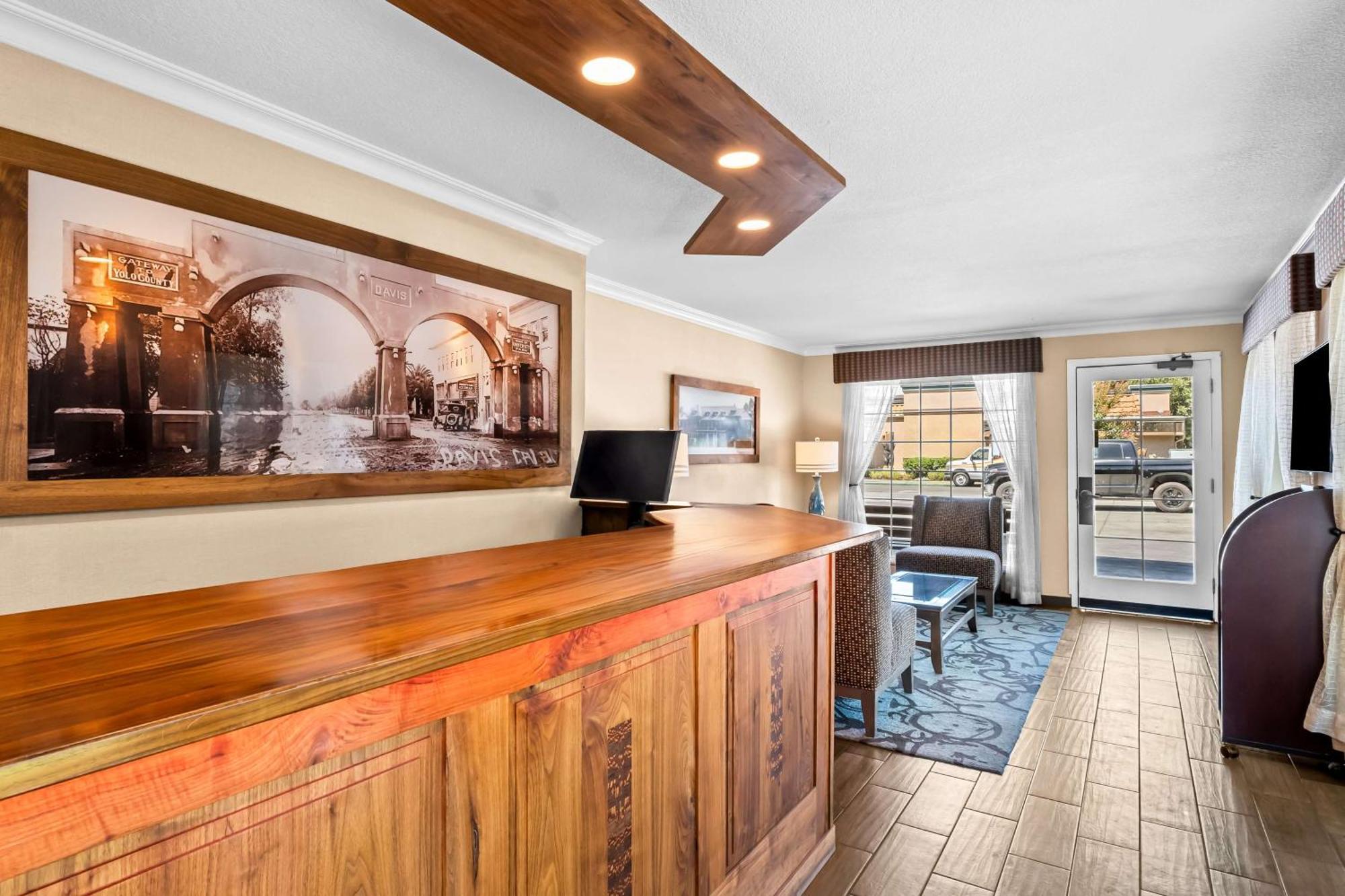 Best Western University Lodge Davis Extérieur photo